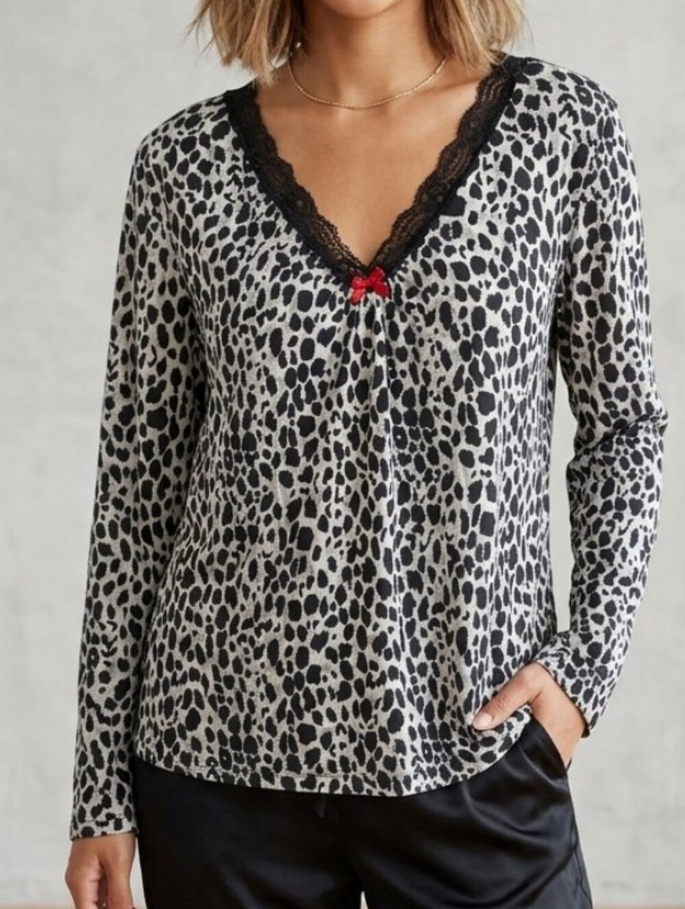 Y2K Black & White Leopard Lace-Trim Long Sleeve Lounge Sleep Top